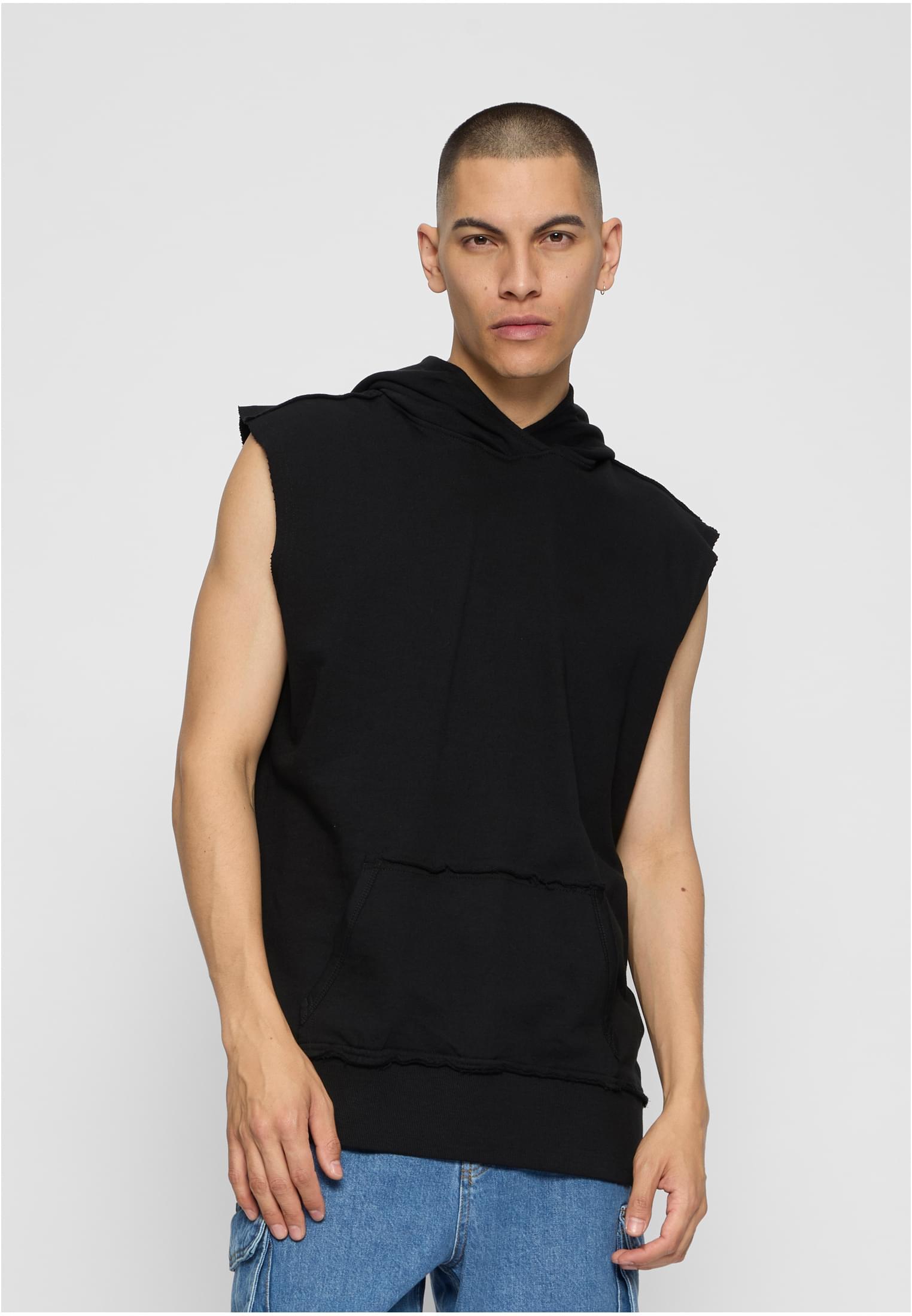 bluza-bez-rekawow-090ehw.jpg Bluza Z Kapturem Bez Rękawów Męska Czarna Urban Classics TB1583 - obrazek 1