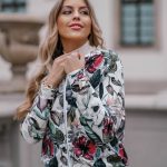 biała bluza bomberka, damska bluza dresowa na zamek, elegancka wzorzysta bomberka s xl