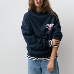 Bluza z kapturem STWD i wiśniami
