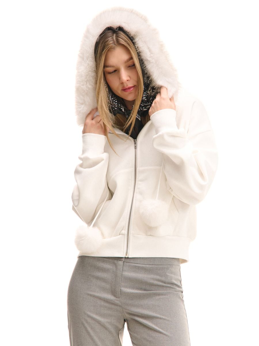 bluza-z-futerkiem-520nok-1.jpg Bluza hoodie z odpinanym futerkiem CROPP 423FO 01X - obrazek 1