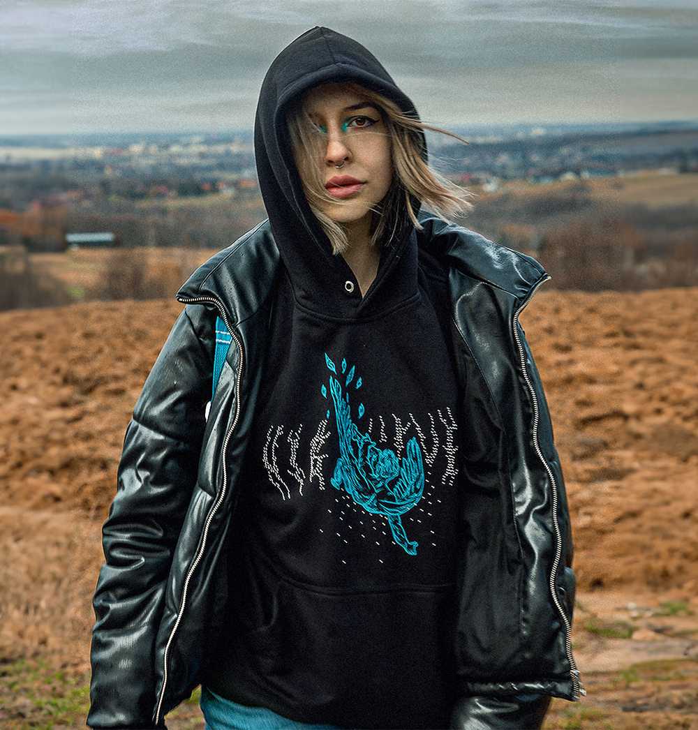 bluza-z-krysztalkami-011jle-1.jpg Bluza z kryształkami "Bling" Highwave Streetwear - obrazek 1