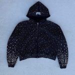 Czarna bluza z kapturem z kryształkami | Bluza z kapturem z kryształkami | Bluza z błyszczącym wykończeniem od Fit Loyal Etsy Polska