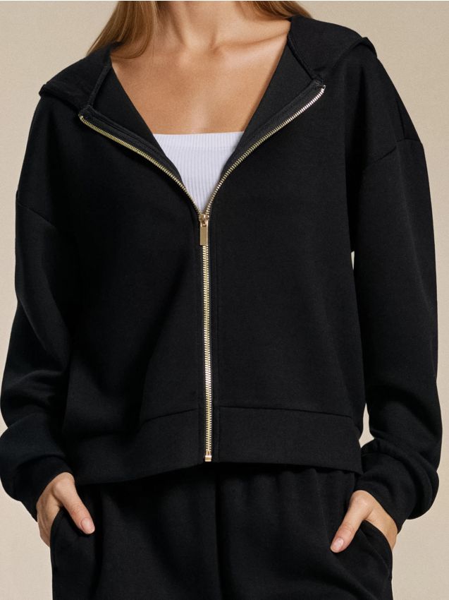 bluzy-damskie-sinsay-925vkl-1.jpg Rozpinana bluza z kapturem soft touch Kolor czarny SINSAY 057FJ 99X - obrazek 1