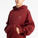 Bordowa bluza REGULAR z minimalistycznym haftem z przodu