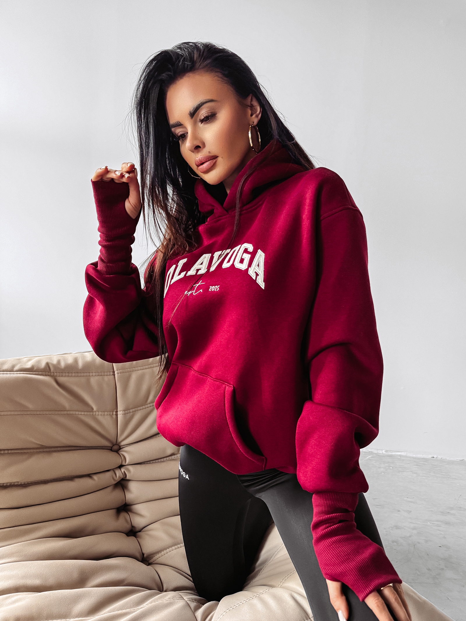 bordowa-bluza-684szh-1.jpg Bluza z kapturem RHODE OLAVOGA bordowa - obrazek 1