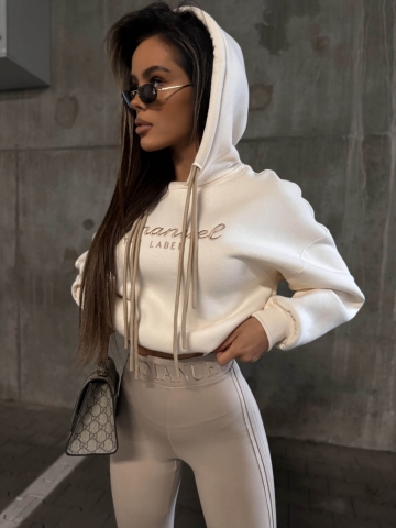 fajne-bluzy-damskie-905lkl-1.jpg Bluzy damskie krótkie, długie, oversize, dresowe Cama Shopping ♥ Sklep Odzieżowy Online ♥️ Butik Online - obrazek 1
