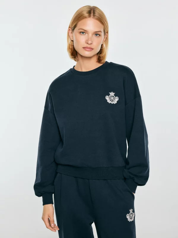 granatowa-bluza-damska-436pje.webp Bluza damska z haftem granatowa Fotyna 403 - obrazek 1