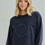 CARRY.PL | Granatowa damska bluza z nadrukiem