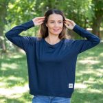 Damska bluza z wełny merino RWS granatowa, cienka, oversize | MeriTales