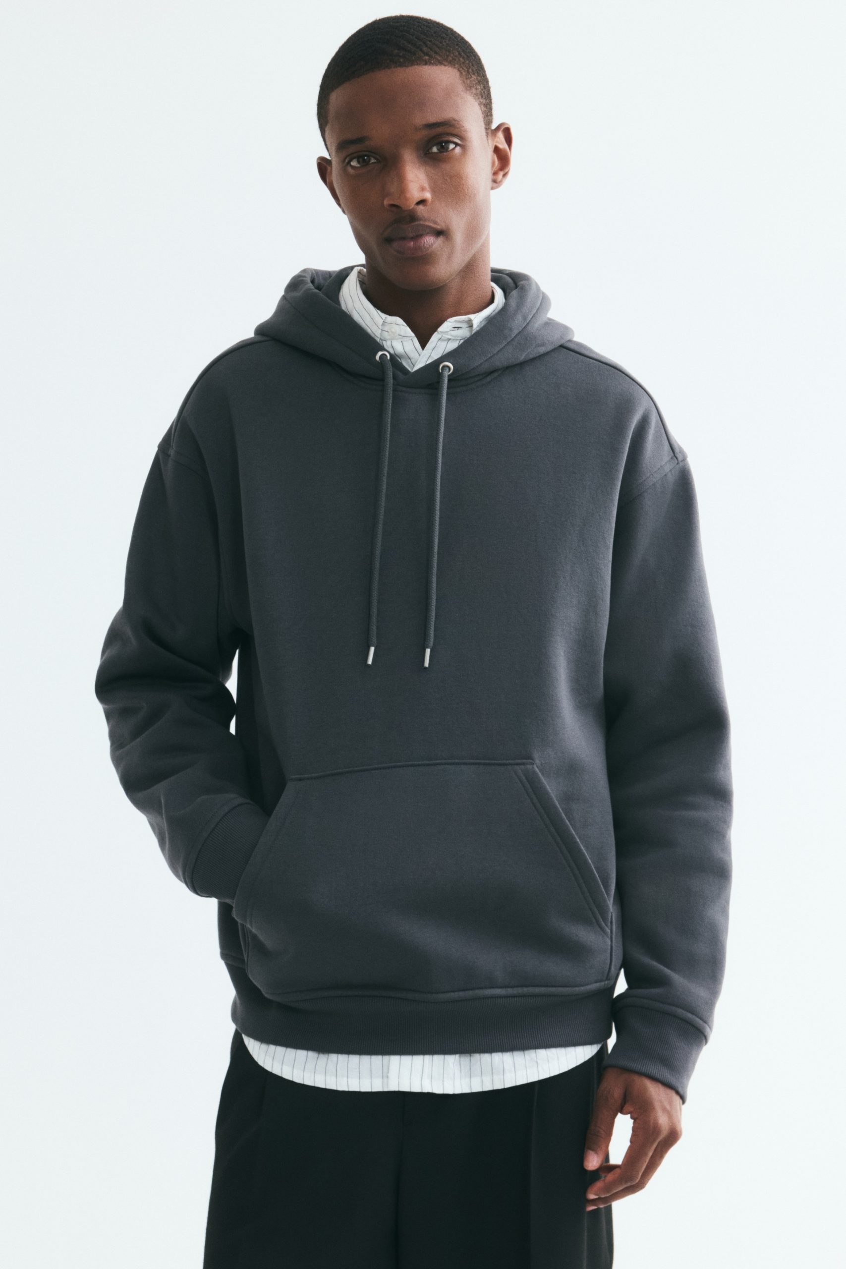 hm-bluzy-635zsn-1.jpg Męskie bluzy i bluzy z kapturem | Oversize, nadruk | H&M PL - obrazek 1