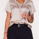 Włoska bluzka JEDWAB CLASSICO v neck jasny beż /13671