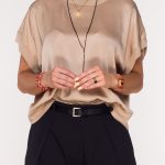 Włoska bluzka JEDWAB CLASSICO v neck ciemny beż /13611