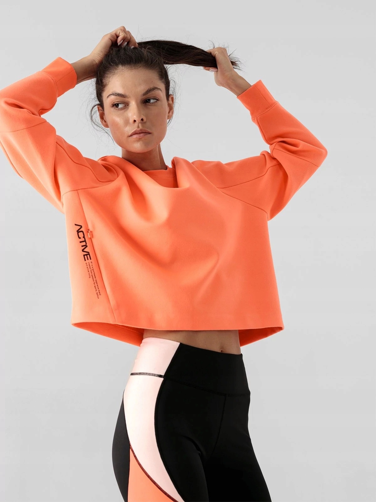 krotka-bluza-510glj.jpg BLUZA damska 4F CROP TOP sportowa KRÓTKA BLD037 XL - obrazek 1