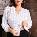 Bluzka PLUS SIZE Kolor beżowy SINSAY 763AS 00K